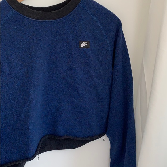 Nike cropped sweater - Picture 2 of 4